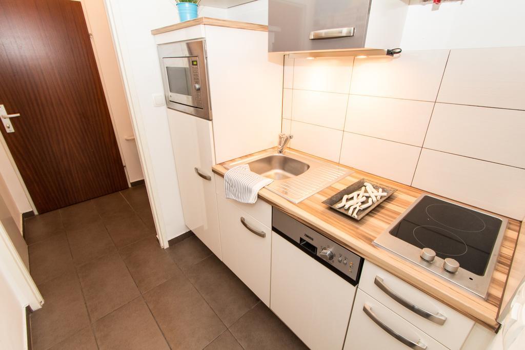 CheckVienna - Diefenbachgasse Værelse billede